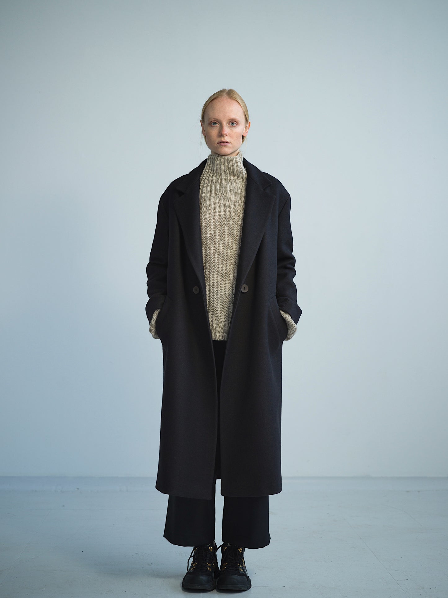 PŁASZCZ  STOR  (SVART)